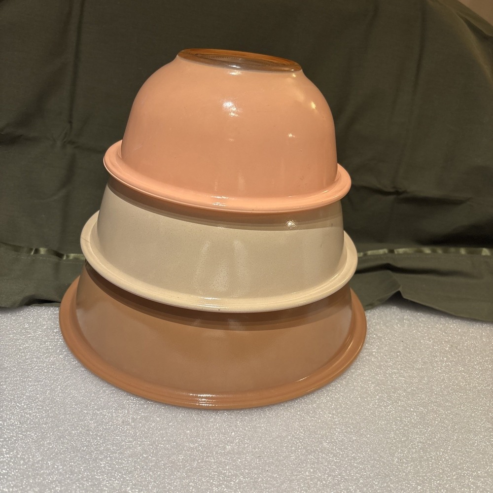 PYREX Clear Bottom Autumn Rainbow 3 Pc. Set 322, 323, 325 Fall Colors Brown